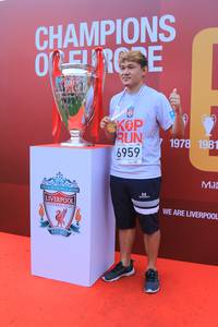 BIB: 1978, 1981, 6959, 185
                            <button type="button" onclick="openModal(5887833)" class="btn btn-primary btn-sm float-right btn-popup" data-toggle="modal" data-target=".modal-high-quality">
                        <i class="fas fa-shopping-cart"></i> Add to Cart
                    </button>
                                            <button type="button" onclick="isThisMe(5887833, true)" class="btn btn-success btn-sm float-right btn-popup btn-isme hidden" data-toggle="tooltip" data-placement="bottom" title="นี่คือรูปของคุณใช่ไหม คลิกที่นี่เพื่อเอาเข้าอัลบั้ม">
                        <i class="fas fa-plus"></i> Add to album
                    </button>
                    <button type="button" onclick="isThisMe(5887833, false)" class="btn btn-warning btn-sm float-right btn-popup btn-isnotme hidden">
                        <i class="fas fa-ban"></i> Remove from album
                    </button>