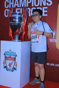 BIB: 6368, 1978, 1892
                            <button type="button" onclick="openModal(5885356)" class="btn btn-primary btn-sm float-right btn-popup" data-toggle="modal" data-target=".modal-high-quality">
                        <i class="fas fa-shopping-cart"></i> Add to Cart
                    </button>
                                            <button type="button" onclick="isThisMe(5885356, true)" class="btn btn-success btn-sm float-right btn-popup btn-isme hidden" data-toggle="tooltip" data-placement="bottom" title="นี่คือรูปของคุณใช่ไหม คลิกที่นี่เพื่อเอาเข้าอัลบั้ม">
                        <i class="fas fa-plus"></i> Add to album
                    </button>
                    <button type="button" onclick="isThisMe(5885356, false)" class="btn btn-warning btn-sm float-right btn-popup btn-isnotme hidden">
                        <i class="fas fa-ban"></i> Remove from album
                    </button>