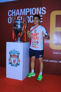 BIB: 1978, 1981, 3625
                            <button type="button" onclick="openModal(5884761)" class="btn btn-primary btn-sm float-right btn-popup" data-toggle="modal" data-target=".modal-high-quality">
                        <i class="fas fa-shopping-cart"></i> Add to Cart
                    </button>
                                            <button type="button" onclick="isThisMe(5884761, true)" class="btn btn-success btn-sm float-right btn-popup btn-isme hidden" data-toggle="tooltip" data-placement="bottom" title="นี่คือรูปของคุณใช่ไหม คลิกที่นี่เพื่อเอาเข้าอัลบั้ม">
                        <i class="fas fa-plus"></i> Add to album
                    </button>
                    <button type="button" onclick="isThisMe(5884761, false)" class="btn btn-warning btn-sm float-right btn-popup btn-isnotme hidden">
                        <i class="fas fa-ban"></i> Remove from album
                    </button>