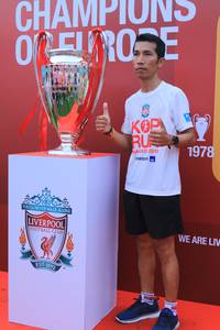 BIB: 1978, 2019, 1892
                            <button type="button" onclick="openModal(5888415)" class="btn btn-primary btn-sm float-right btn-popup" data-toggle="modal" data-target=".modal-high-quality">
                        <i class="fas fa-shopping-cart"></i> Add to Cart
                    </button>
                                            <button type="button" onclick="isThisMe(5888415, true)" class="btn btn-success btn-sm float-right btn-popup btn-isme hidden" data-toggle="tooltip" data-placement="bottom" title="นี่คือรูปของคุณใช่ไหม คลิกที่นี่เพื่อเอาเข้าอัลบั้ม">
                        <i class="fas fa-plus"></i> Add to album
                    </button>
                    <button type="button" onclick="isThisMe(5888415, false)" class="btn btn-warning btn-sm float-right btn-popup btn-isnotme hidden">
                        <i class="fas fa-ban"></i> Remove from album
                    </button>