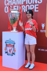 BIB: 1978, 1892
                            <button type="button" onclick="openModal(5886721)" class="btn btn-primary btn-sm float-right btn-popup" data-toggle="modal" data-target=".modal-high-quality">
                        <i class="fas fa-shopping-cart"></i> Add to Cart
                    </button>
                                            <button type="button" onclick="isThisMe(5886721, true)" class="btn btn-success btn-sm float-right btn-popup btn-isme hidden" data-toggle="tooltip" data-placement="bottom" title="นี่คือรูปของคุณใช่ไหม คลิกที่นี่เพื่อเอาเข้าอัลบั้ม">
                        <i class="fas fa-plus"></i> Add to album
                    </button>
                    <button type="button" onclick="isThisMe(5886721, false)" class="btn btn-warning btn-sm float-right btn-popup btn-isnotme hidden">
                        <i class="fas fa-ban"></i> Remove from album
                    </button>