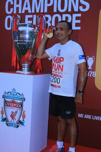 BIB: 978, 019, 200, 1892
                            <button type="button" onclick="openModal(5885606)" class="btn btn-primary btn-sm float-right btn-popup" data-toggle="modal" data-target=".modal-high-quality">
                        <i class="fas fa-shopping-cart"></i> Add to Cart
                    </button>
                                            <button type="button" onclick="isThisMe(5885606, true)" class="btn btn-success btn-sm float-right btn-popup btn-isme hidden" data-toggle="tooltip" data-placement="bottom" title="นี่คือรูปของคุณใช่ไหม คลิกที่นี่เพื่อเอาเข้าอัลบั้ม">
                        <i class="fas fa-plus"></i> Add to album
                    </button>
                    <button type="button" onclick="isThisMe(5885606, false)" class="btn btn-warning btn-sm float-right btn-popup btn-isnotme hidden">
                        <i class="fas fa-ban"></i> Remove from album
                    </button>