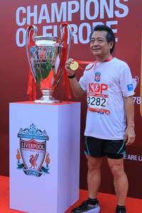 BIB: 3282, 1892
                            <button type="button" onclick="openModal(5886858)" class="btn btn-primary btn-sm float-right btn-popup" data-toggle="modal" data-target=".modal-high-quality">
                        <i class="fas fa-shopping-cart"></i> Add to Cart
                    </button>
                                            <button type="button" onclick="isThisMe(5886858, true)" class="btn btn-success btn-sm float-right btn-popup btn-isme hidden" data-toggle="tooltip" data-placement="bottom" title="นี่คือรูปของคุณใช่ไหม คลิกที่นี่เพื่อเอาเข้าอัลบั้ม">
                        <i class="fas fa-plus"></i> Add to album
                    </button>
                    <button type="button" onclick="isThisMe(5886858, false)" class="btn btn-warning btn-sm float-right btn-popup btn-isnotme hidden">
                        <i class="fas fa-ban"></i> Remove from album
                    </button>