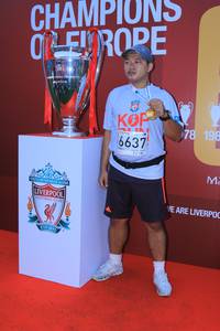 BIB: 6637, 198, 1892
                            <button type="button" onclick="openModal(5885789)" class="btn btn-primary btn-sm float-right btn-popup" data-toggle="modal" data-target=".modal-high-quality">
                        <i class="fas fa-shopping-cart"></i> Add to Cart
                    </button>
                                            <button type="button" onclick="isThisMe(5885789, true)" class="btn btn-success btn-sm float-right btn-popup btn-isme hidden" data-toggle="tooltip" data-placement="bottom" title="นี่คือรูปของคุณใช่ไหม คลิกที่นี่เพื่อเอาเข้าอัลบั้ม">
                        <i class="fas fa-plus"></i> Add to album
                    </button>
                    <button type="button" onclick="isThisMe(5885789, false)" class="btn btn-warning btn-sm float-right btn-popup btn-isnotme hidden">
                        <i class="fas fa-ban"></i> Remove from album
                    </button>