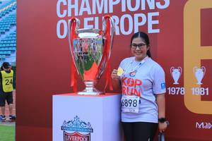 BIB: 6898, 1978, 1981, 
                            <button type="button" onclick="openModal(5887129)" class="btn btn-primary btn-sm float-right btn-popup" data-toggle="modal" data-target=".modal-high-quality">
                        <i class="fas fa-shopping-cart"></i> Add to Cart
                    </button>
                                            <button type="button" onclick="isThisMe(5887129, true)" class="btn btn-success btn-sm float-right btn-popup btn-isme hidden" data-toggle="tooltip" data-placement="bottom" title="นี่คือรูปของคุณใช่ไหม คลิกที่นี่เพื่อเอาเข้าอัลบั้ม">
                        <i class="fas fa-plus"></i> Add to album
                    </button>
                    <button type="button" onclick="isThisMe(5887129, false)" class="btn btn-warning btn-sm float-right btn-popup btn-isnotme hidden">
                        <i class="fas fa-ban"></i> Remove from album
                    </button>