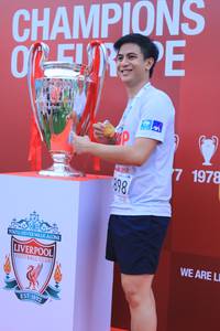 BIB: 1978, 019, 898, 1892
                            <button type="button" onclick="openModal(5886847)" class="btn btn-primary btn-sm float-right btn-popup" data-toggle="modal" data-target=".modal-high-quality">
                        <i class="fas fa-shopping-cart"></i> Add to Cart
                    </button>
                                            <button type="button" onclick="isThisMe(5886847, true)" class="btn btn-success btn-sm float-right btn-popup btn-isme hidden" data-toggle="tooltip" data-placement="bottom" title="นี่คือรูปของคุณใช่ไหม คลิกที่นี่เพื่อเอาเข้าอัลบั้ม">
                        <i class="fas fa-plus"></i> Add to album
                    </button>
                    <button type="button" onclick="isThisMe(5886847, false)" class="btn btn-warning btn-sm float-right btn-popup btn-isnotme hidden">
                        <i class="fas fa-ban"></i> Remove from album
                    </button>