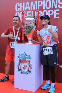 BIB: 200, 8214, 1892
                            <button type="button" onclick="openModal(5887012)" class="btn btn-primary btn-sm float-right btn-popup" data-toggle="modal" data-target=".modal-high-quality">
                        <i class="fas fa-shopping-cart"></i> Add to Cart
                    </button>
                                            <button type="button" onclick="isThisMe(5887012, true)" class="btn btn-success btn-sm float-right btn-popup btn-isme hidden" data-toggle="tooltip" data-placement="bottom" title="นี่คือรูปของคุณใช่ไหม คลิกที่นี่เพื่อเอาเข้าอัลบั้ม">
                        <i class="fas fa-plus"></i> Add to album
                    </button>
                    <button type="button" onclick="isThisMe(5887012, false)" class="btn btn-warning btn-sm float-right btn-popup btn-isnotme hidden">
                        <i class="fas fa-ban"></i> Remove from album
                    </button>