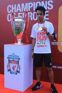 BIB: 4252, 1978, 1892
                            <button type="button" onclick="openModal(5885986)" class="btn btn-primary btn-sm float-right btn-popup" data-toggle="modal" data-target=".modal-high-quality">
                        <i class="fas fa-shopping-cart"></i> Add to Cart
                    </button>
                                            <button type="button" onclick="isThisMe(5885986, true)" class="btn btn-success btn-sm float-right btn-popup btn-isme hidden" data-toggle="tooltip" data-placement="bottom" title="นี่คือรูปของคุณใช่ไหม คลิกที่นี่เพื่อเอาเข้าอัลบั้ม">
                        <i class="fas fa-plus"></i> Add to album
                    </button>
                    <button type="button" onclick="isThisMe(5885986, false)" class="btn btn-warning btn-sm float-right btn-popup btn-isnotme hidden">
                        <i class="fas fa-ban"></i> Remove from album
                    </button>