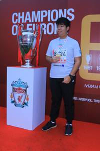 BIB: 2010, 1981, 182
                            <button type="button" onclick="openModal(5885798)" class="btn btn-primary btn-sm float-right btn-popup" data-toggle="modal" data-target=".modal-high-quality">
                        <i class="fas fa-shopping-cart"></i> Add to Cart
                    </button>
                                            <button type="button" onclick="isThisMe(5885798, true)" class="btn btn-success btn-sm float-right btn-popup btn-isme hidden" data-toggle="tooltip" data-placement="bottom" title="นี่คือรูปของคุณใช่ไหม คลิกที่นี่เพื่อเอาเข้าอัลบั้ม">
                        <i class="fas fa-plus"></i> Add to album
                    </button>
                    <button type="button" onclick="isThisMe(5885798, false)" class="btn btn-warning btn-sm float-right btn-popup btn-isnotme hidden">
                        <i class="fas fa-ban"></i> Remove from album
                    </button>