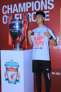 BIB: 2019, 1978, 1892
                            <button type="button" onclick="openModal(5884675)" class="btn btn-primary btn-sm float-right btn-popup" data-toggle="modal" data-target=".modal-high-quality">
                        <i class="fas fa-shopping-cart"></i> Add to Cart
                    </button>
                                            <button type="button" onclick="isThisMe(5884675, true)" class="btn btn-success btn-sm float-right btn-popup btn-isme hidden" data-toggle="tooltip" data-placement="bottom" title="นี่คือรูปของคุณใช่ไหม คลิกที่นี่เพื่อเอาเข้าอัลบั้ม">
                        <i class="fas fa-plus"></i> Add to album
                    </button>
                    <button type="button" onclick="isThisMe(5884675, false)" class="btn btn-warning btn-sm float-right btn-popup btn-isnotme hidden">
                        <i class="fas fa-ban"></i> Remove from album
                    </button>