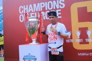 BIB: 1978, 1981, 198, 2019, 2586
                            <button type="button" onclick="openModal(5887569)" class="btn btn-primary btn-sm float-right btn-popup" data-toggle="modal" data-target=".modal-high-quality">
                        <i class="fas fa-shopping-cart"></i> Add to Cart
                    </button>
                                            <button type="button" onclick="isThisMe(5887569, true)" class="btn btn-success btn-sm float-right btn-popup btn-isme hidden" data-toggle="tooltip" data-placement="bottom" title="นี่คือรูปของคุณใช่ไหม คลิกที่นี่เพื่อเอาเข้าอัลบั้ม">
                        <i class="fas fa-plus"></i> Add to album
                    </button>
                    <button type="button" onclick="isThisMe(5887569, false)" class="btn btn-warning btn-sm float-right btn-popup btn-isnotme hidden">
                        <i class="fas fa-ban"></i> Remove from album
                    </button>