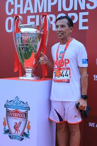 BIB: 1344, 1892
                            <button type="button" onclick="openModal(5885974)" class="btn btn-primary btn-sm float-right btn-popup" data-toggle="modal" data-target=".modal-high-quality">
                        <i class="fas fa-shopping-cart"></i> Add to Cart
                    </button>
                                            <button type="button" onclick="isThisMe(5885974, true)" class="btn btn-success btn-sm float-right btn-popup btn-isme hidden" data-toggle="tooltip" data-placement="bottom" title="นี่คือรูปของคุณใช่ไหม คลิกที่นี่เพื่อเอาเข้าอัลบั้ม">
                        <i class="fas fa-plus"></i> Add to album
                    </button>
                    <button type="button" onclick="isThisMe(5885974, false)" class="btn btn-warning btn-sm float-right btn-popup btn-isnotme hidden">
                        <i class="fas fa-ban"></i> Remove from album
                    </button>