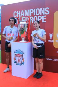 BIB: 7554, 1978, 192
                            <button type="button" onclick="openModal(5886294)" class="btn btn-primary btn-sm float-right btn-popup" data-toggle="modal" data-target=".modal-high-quality">
                        <i class="fas fa-shopping-cart"></i> Add to Cart
                    </button>
                                            <button type="button" onclick="isThisMe(5886294, true)" class="btn btn-success btn-sm float-right btn-popup btn-isme hidden" data-toggle="tooltip" data-placement="bottom" title="นี่คือรูปของคุณใช่ไหม คลิกที่นี่เพื่อเอาเข้าอัลบั้ม">
                        <i class="fas fa-plus"></i> Add to album
                    </button>
                    <button type="button" onclick="isThisMe(5886294, false)" class="btn btn-warning btn-sm float-right btn-popup btn-isnotme hidden">
                        <i class="fas fa-ban"></i> Remove from album
                    </button>