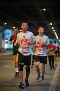 BIB: 101, 2038, 2986
                            <button type="button" onclick="openModal(5897319)" class="btn btn-primary btn-sm float-right btn-popup" data-toggle="modal" data-target=".modal-high-quality">
                        <i class="fas fa-shopping-cart"></i> Add to Cart
                    </button>
                                            <button type="button" onclick="isThisMe(5897319, true)" class="btn btn-success btn-sm float-right btn-popup btn-isme hidden" data-toggle="tooltip" data-placement="bottom" title="นี่คือรูปของคุณใช่ไหม คลิกที่นี่เพื่อเอาเข้าอัลบั้ม">
                        <i class="fas fa-plus"></i> Add to album
                    </button>
                    <button type="button" onclick="isThisMe(5897319, false)" class="btn btn-warning btn-sm float-right btn-popup btn-isnotme hidden">
                        <i class="fas fa-ban"></i> Remove from album
                    </button>