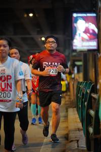 BIB: 928, 200
                            <button type="button" onclick="openModal(5899289)" class="btn btn-primary btn-sm float-right btn-popup" data-toggle="modal" data-target=".modal-high-quality">
                        <i class="fas fa-shopping-cart"></i> Add to Cart
                    </button>
                                            <button type="button" onclick="isThisMe(5899289, true)" class="btn btn-success btn-sm float-right btn-popup btn-isme hidden" data-toggle="tooltip" data-placement="bottom" title="นี่คือรูปของคุณใช่ไหม คลิกที่นี่เพื่อเอาเข้าอัลบั้ม">
                        <i class="fas fa-plus"></i> Add to album
                    </button>
                    <button type="button" onclick="isThisMe(5899289, false)" class="btn btn-warning btn-sm float-right btn-popup btn-isnotme hidden">
                        <i class="fas fa-ban"></i> Remove from album
                    </button>