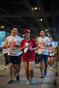 BIB: 4656, 402, 4639
                            <button type="button" onclick="openModal(5901874)" class="btn btn-primary btn-sm float-right btn-popup" data-toggle="modal" data-target=".modal-high-quality">
                        <i class="fas fa-shopping-cart"></i> Add to Cart
                    </button>
                                            <button type="button" onclick="isThisMe(5901874, true)" class="btn btn-success btn-sm float-right btn-popup btn-isme hidden" data-toggle="tooltip" data-placement="bottom" title="นี่คือรูปของคุณใช่ไหม คลิกที่นี่เพื่อเอาเข้าอัลบั้ม">
                        <i class="fas fa-plus"></i> Add to album
                    </button>
                    <button type="button" onclick="isThisMe(5901874, false)" class="btn btn-warning btn-sm float-right btn-popup btn-isnotme hidden">
                        <i class="fas fa-ban"></i> Remove from album
                    </button>