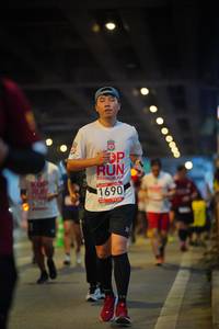 BIB: 1690
                            <button type="button" onclick="openModal(5891822)" class="btn btn-primary btn-sm float-right btn-popup" data-toggle="modal" data-target=".modal-high-quality">
                        <i class="fas fa-shopping-cart"></i> Add to Cart
                    </button>
                                            <button type="button" onclick="isThisMe(5891822, true)" class="btn btn-success btn-sm float-right btn-popup btn-isme hidden" data-toggle="tooltip" data-placement="bottom" title="นี่คือรูปของคุณใช่ไหม คลิกที่นี่เพื่อเอาเข้าอัลบั้ม">
                        <i class="fas fa-plus"></i> Add to album
                    </button>
                    <button type="button" onclick="isThisMe(5891822, false)" class="btn btn-warning btn-sm float-right btn-popup btn-isnotme hidden">
                        <i class="fas fa-ban"></i> Remove from album
                    </button>