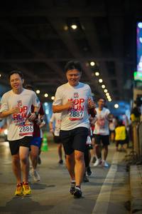 BIB: 2887, 2886
                            <button type="button" onclick="openModal(5888095)" class="btn btn-primary btn-sm float-right btn-popup" data-toggle="modal" data-target=".modal-high-quality">
                        <i class="fas fa-shopping-cart"></i> Add to Cart
                    </button>
                                            <button type="button" onclick="isThisMe(5888095, true)" class="btn btn-success btn-sm float-right btn-popup btn-isme hidden" data-toggle="tooltip" data-placement="bottom" title="นี่คือรูปของคุณใช่ไหม คลิกที่นี่เพื่อเอาเข้าอัลบั้ม">
                        <i class="fas fa-plus"></i> Add to album
                    </button>
                    <button type="button" onclick="isThisMe(5888095, false)" class="btn btn-warning btn-sm float-right btn-popup btn-isnotme hidden">
                        <i class="fas fa-ban"></i> Remove from album
                    </button>