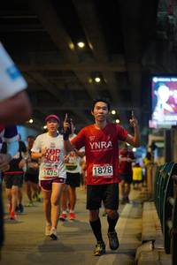 BIB: 1878, 1475
                            <button type="button" onclick="openModal(5886705)" class="btn btn-primary btn-sm float-right btn-popup" data-toggle="modal" data-target=".modal-high-quality">
                        <i class="fas fa-shopping-cart"></i> Add to Cart
                    </button>
                                            <button type="button" onclick="isThisMe(5886705, true)" class="btn btn-success btn-sm float-right btn-popup btn-isme hidden" data-toggle="tooltip" data-placement="bottom" title="นี่คือรูปของคุณใช่ไหม คลิกที่นี่เพื่อเอาเข้าอัลบั้ม">
                        <i class="fas fa-plus"></i> Add to album
                    </button>
                    <button type="button" onclick="isThisMe(5886705, false)" class="btn btn-warning btn-sm float-right btn-popup btn-isnotme hidden">
                        <i class="fas fa-ban"></i> Remove from album
                    </button>