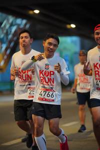 BIB: 2019, 4766
                            <button type="button" onclick="openModal(5897712)" class="btn btn-primary btn-sm float-right btn-popup" data-toggle="modal" data-target=".modal-high-quality">
                        <i class="fas fa-shopping-cart"></i> Add to Cart
                    </button>
                                            <button type="button" onclick="isThisMe(5897712, true)" class="btn btn-success btn-sm float-right btn-popup btn-isme hidden" data-toggle="tooltip" data-placement="bottom" title="นี่คือรูปของคุณใช่ไหม คลิกที่นี่เพื่อเอาเข้าอัลบั้ม">
                        <i class="fas fa-plus"></i> Add to album
                    </button>
                    <button type="button" onclick="isThisMe(5897712, false)" class="btn btn-warning btn-sm float-right btn-popup btn-isnotme hidden">
                        <i class="fas fa-ban"></i> Remove from album
                    </button>