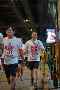 BIB: 4361, 2010, 4290
                            <button type="button" onclick="openModal(5902113)" class="btn btn-primary btn-sm float-right btn-popup" data-toggle="modal" data-target=".modal-high-quality">
                        <i class="fas fa-shopping-cart"></i> Add to Cart
                    </button>
                                            <button type="button" onclick="isThisMe(5902113, true)" class="btn btn-success btn-sm float-right btn-popup btn-isme hidden" data-toggle="tooltip" data-placement="bottom" title="นี่คือรูปของคุณใช่ไหม คลิกที่นี่เพื่อเอาเข้าอัลบั้ม">
                        <i class="fas fa-plus"></i> Add to album
                    </button>
                    <button type="button" onclick="isThisMe(5902113, false)" class="btn btn-warning btn-sm float-right btn-popup btn-isnotme hidden">
                        <i class="fas fa-ban"></i> Remove from album
                    </button>