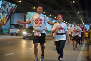 BIB: 201, 3744, 3747
                            <button type="button" onclick="openModal(5901739)" class="btn btn-primary btn-sm float-right btn-popup" data-toggle="modal" data-target=".modal-high-quality">
                        <i class="fas fa-shopping-cart"></i> Add to Cart
                    </button>
                                            <button type="button" onclick="isThisMe(5901739, true)" class="btn btn-success btn-sm float-right btn-popup btn-isme hidden" data-toggle="tooltip" data-placement="bottom" title="นี่คือรูปของคุณใช่ไหม คลิกที่นี่เพื่อเอาเข้าอัลบั้ม">
                        <i class="fas fa-plus"></i> Add to album
                    </button>
                    <button type="button" onclick="isThisMe(5901739, false)" class="btn btn-warning btn-sm float-right btn-popup btn-isnotme hidden">
                        <i class="fas fa-ban"></i> Remove from album
                    </button>