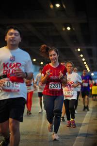 BIB: 2281, 200, 3782
                            <button type="button" onclick="openModal(5891487)" class="btn btn-primary btn-sm float-right btn-popup" data-toggle="modal" data-target=".modal-high-quality">
                        <i class="fas fa-shopping-cart"></i> Add to Cart
                    </button>
                                            <button type="button" onclick="isThisMe(5891487, true)" class="btn btn-success btn-sm float-right btn-popup btn-isme hidden" data-toggle="tooltip" data-placement="bottom" title="นี่คือรูปของคุณใช่ไหม คลิกที่นี่เพื่อเอาเข้าอัลบั้ม">
                        <i class="fas fa-plus"></i> Add to album
                    </button>
                    <button type="button" onclick="isThisMe(5891487, false)" class="btn btn-warning btn-sm float-right btn-popup btn-isnotme hidden">
                        <i class="fas fa-ban"></i> Remove from album
                    </button>