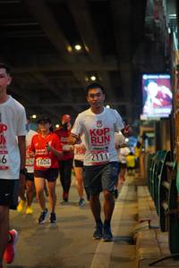 BIB: 2111, 1604
                            <button type="button" onclick="openModal(5887448)" class="btn btn-primary btn-sm float-right btn-popup" data-toggle="modal" data-target=".modal-high-quality">
                        <i class="fas fa-shopping-cart"></i> Add to Cart
                    </button>
                                            <button type="button" onclick="isThisMe(5887448, true)" class="btn btn-success btn-sm float-right btn-popup btn-isme hidden" data-toggle="tooltip" data-placement="bottom" title="นี่คือรูปของคุณใช่ไหม คลิกที่นี่เพื่อเอาเข้าอัลบั้ม">
                        <i class="fas fa-plus"></i> Add to album
                    </button>
                    <button type="button" onclick="isThisMe(5887448, false)" class="btn btn-warning btn-sm float-right btn-popup btn-isnotme hidden">
                        <i class="fas fa-ban"></i> Remove from album
                    </button>