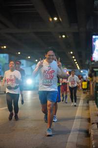 BIB: 5368, 4087
                            <button type="button" onclick="openModal(5897037)" class="btn btn-primary btn-sm float-right btn-popup" data-toggle="modal" data-target=".modal-high-quality">
                        <i class="fas fa-shopping-cart"></i> Add to Cart
                    </button>
                                            <button type="button" onclick="isThisMe(5897037, true)" class="btn btn-success btn-sm float-right btn-popup btn-isme hidden" data-toggle="tooltip" data-placement="bottom" title="นี่คือรูปของคุณใช่ไหม คลิกที่นี่เพื่อเอาเข้าอัลบั้ม">
                        <i class="fas fa-plus"></i> Add to album
                    </button>
                    <button type="button" onclick="isThisMe(5897037, false)" class="btn btn-warning btn-sm float-right btn-popup btn-isnotme hidden">
                        <i class="fas fa-ban"></i> Remove from album
                    </button>