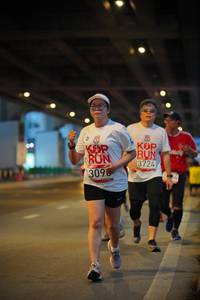 BIB: 3724, 309
                            <button type="button" onclick="openModal(5891672)" class="btn btn-primary btn-sm float-right btn-popup" data-toggle="modal" data-target=".modal-high-quality">
                        <i class="fas fa-shopping-cart"></i> Add to Cart
                    </button>
                                            <button type="button" onclick="isThisMe(5891672, true)" class="btn btn-success btn-sm float-right btn-popup btn-isme hidden" data-toggle="tooltip" data-placement="bottom" title="นี่คือรูปของคุณใช่ไหม คลิกที่นี่เพื่อเอาเข้าอัลบั้ม">
                        <i class="fas fa-plus"></i> Add to album
                    </button>
                    <button type="button" onclick="isThisMe(5891672, false)" class="btn btn-warning btn-sm float-right btn-popup btn-isnotme hidden">
                        <i class="fas fa-ban"></i> Remove from album
                    </button>