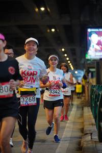 BIB: 806, 3342, 3268
                            <button type="button" onclick="openModal(5899562)" class="btn btn-primary btn-sm float-right btn-popup" data-toggle="modal" data-target=".modal-high-quality">
                        <i class="fas fa-shopping-cart"></i> Add to Cart
                    </button>
                                            <button type="button" onclick="isThisMe(5899562, true)" class="btn btn-success btn-sm float-right btn-popup btn-isme hidden" data-toggle="tooltip" data-placement="bottom" title="นี่คือรูปของคุณใช่ไหม คลิกที่นี่เพื่อเอาเข้าอัลบั้ม">
                        <i class="fas fa-plus"></i> Add to album
                    </button>
                    <button type="button" onclick="isThisMe(5899562, false)" class="btn btn-warning btn-sm float-right btn-popup btn-isnotme hidden">
                        <i class="fas fa-ban"></i> Remove from album
                    </button>