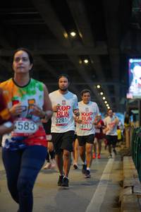 BIB: 3281, 583, 4211
                            <button type="button" onclick="openModal(5896452)" class="btn btn-primary btn-sm float-right btn-popup" data-toggle="modal" data-target=".modal-high-quality">
                        <i class="fas fa-shopping-cart"></i> Add to Cart
                    </button>
                                            <button type="button" onclick="isThisMe(5896452, true)" class="btn btn-success btn-sm float-right btn-popup btn-isme hidden" data-toggle="tooltip" data-placement="bottom" title="นี่คือรูปของคุณใช่ไหม คลิกที่นี่เพื่อเอาเข้าอัลบั้ม">
                        <i class="fas fa-plus"></i> Add to album
                    </button>
                    <button type="button" onclick="isThisMe(5896452, false)" class="btn btn-warning btn-sm float-right btn-popup btn-isnotme hidden">
                        <i class="fas fa-ban"></i> Remove from album
                    </button>