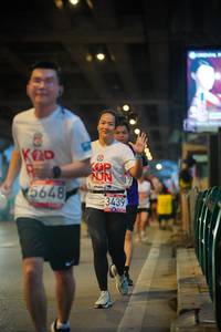 BIB: 5648, 3439
                            <button type="button" onclick="openModal(5891611)" class="btn btn-primary btn-sm float-right btn-popup" data-toggle="modal" data-target=".modal-high-quality">
                        <i class="fas fa-shopping-cart"></i> Add to Cart
                    </button>
                                            <button type="button" onclick="isThisMe(5891611, true)" class="btn btn-success btn-sm float-right btn-popup btn-isme hidden" data-toggle="tooltip" data-placement="bottom" title="นี่คือรูปของคุณใช่ไหม คลิกที่นี่เพื่อเอาเข้าอัลบั้ม">
                        <i class="fas fa-plus"></i> Add to album
                    </button>
                    <button type="button" onclick="isThisMe(5891611, false)" class="btn btn-warning btn-sm float-right btn-popup btn-isnotme hidden">
                        <i class="fas fa-ban"></i> Remove from album
                    </button>