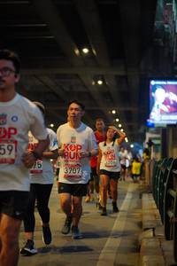 BIB: 3206, 3707
                            <button type="button" onclick="openModal(5922950)" class="btn btn-primary btn-sm float-right btn-popup" data-toggle="modal" data-target=".modal-high-quality">
                        <i class="fas fa-shopping-cart"></i> Add to Cart
                    </button>
                                            <button type="button" onclick="isThisMe(5922950, true)" class="btn btn-success btn-sm float-right btn-popup btn-isme hidden" data-toggle="tooltip" data-placement="bottom" title="นี่คือรูปของคุณใช่ไหม คลิกที่นี่เพื่อเอาเข้าอัลบั้ม">
                        <i class="fas fa-plus"></i> Add to album
                    </button>
                    <button type="button" onclick="isThisMe(5922950, false)" class="btn btn-warning btn-sm float-right btn-popup btn-isnotme hidden">
                        <i class="fas fa-ban"></i> Remove from album
                    </button>