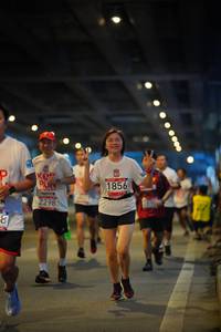 BIB: 1856, 2298
                            <button type="button" onclick="openModal(5933591)" class="btn btn-primary btn-sm float-right btn-popup" data-toggle="modal" data-target=".modal-high-quality">
                        <i class="fas fa-shopping-cart"></i> Add to Cart
                    </button>
                                            <button type="button" onclick="isThisMe(5933591, true)" class="btn btn-success btn-sm float-right btn-popup btn-isme hidden" data-toggle="tooltip" data-placement="bottom" title="นี่คือรูปของคุณใช่ไหม คลิกที่นี่เพื่อเอาเข้าอัลบั้ม">
                        <i class="fas fa-plus"></i> Add to album
                    </button>
                    <button type="button" onclick="isThisMe(5933591, false)" class="btn btn-warning btn-sm float-right btn-popup btn-isnotme hidden">
                        <i class="fas fa-ban"></i> Remove from album
                    </button>