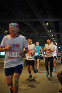 BIB: 5081, 1711, 3194, 3195
                            <button type="button" onclick="openModal(5910981)" class="btn btn-primary btn-sm float-right btn-popup" data-toggle="modal" data-target=".modal-high-quality">
                        <i class="fas fa-shopping-cart"></i> Add to Cart
                    </button>
                                            <button type="button" onclick="isThisMe(5910981, true)" class="btn btn-success btn-sm float-right btn-popup btn-isme hidden" data-toggle="tooltip" data-placement="bottom" title="นี่คือรูปของคุณใช่ไหม คลิกที่นี่เพื่อเอาเข้าอัลบั้ม">
                        <i class="fas fa-plus"></i> Add to album
                    </button>
                    <button type="button" onclick="isThisMe(5910981, false)" class="btn btn-warning btn-sm float-right btn-popup btn-isnotme hidden">
                        <i class="fas fa-ban"></i> Remove from album
                    </button>