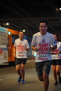 BIB: 292, 1618, 3640
                            <button type="button" onclick="openModal(5921391)" class="btn btn-primary btn-sm float-right btn-popup" data-toggle="modal" data-target=".modal-high-quality">
                        <i class="fas fa-shopping-cart"></i> Add to Cart
                    </button>
                                            <button type="button" onclick="isThisMe(5921391, true)" class="btn btn-success btn-sm float-right btn-popup btn-isme hidden" data-toggle="tooltip" data-placement="bottom" title="นี่คือรูปของคุณใช่ไหม คลิกที่นี่เพื่อเอาเข้าอัลบั้ม">
                        <i class="fas fa-plus"></i> Add to album
                    </button>
                    <button type="button" onclick="isThisMe(5921391, false)" class="btn btn-warning btn-sm float-right btn-popup btn-isnotme hidden">
                        <i class="fas fa-ban"></i> Remove from album
                    </button>