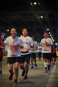 BIB: 2641, 5572, 2929
                            <button type="button" onclick="openModal(5935057)" class="btn btn-primary btn-sm float-right btn-popup" data-toggle="modal" data-target=".modal-high-quality">
                        <i class="fas fa-shopping-cart"></i> Add to Cart
                    </button>
                                            <button type="button" onclick="isThisMe(5935057, true)" class="btn btn-success btn-sm float-right btn-popup btn-isme hidden" data-toggle="tooltip" data-placement="bottom" title="นี่คือรูปของคุณใช่ไหม คลิกที่นี่เพื่อเอาเข้าอัลบั้ม">
                        <i class="fas fa-plus"></i> Add to album
                    </button>
                    <button type="button" onclick="isThisMe(5935057, false)" class="btn btn-warning btn-sm float-right btn-popup btn-isnotme hidden">
                        <i class="fas fa-ban"></i> Remove from album
                    </button>