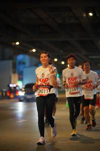 BIB: 3011, 2367, 3841
                            <button type="button" onclick="openModal(5922393)" class="btn btn-primary btn-sm float-right btn-popup" data-toggle="modal" data-target=".modal-high-quality">
                        <i class="fas fa-shopping-cart"></i> Add to Cart
                    </button>
                                            <button type="button" onclick="isThisMe(5922393, true)" class="btn btn-success btn-sm float-right btn-popup btn-isme hidden" data-toggle="tooltip" data-placement="bottom" title="นี่คือรูปของคุณใช่ไหม คลิกที่นี่เพื่อเอาเข้าอัลบั้ม">
                        <i class="fas fa-plus"></i> Add to album
                    </button>
                    <button type="button" onclick="isThisMe(5922393, false)" class="btn btn-warning btn-sm float-right btn-popup btn-isnotme hidden">
                        <i class="fas fa-ban"></i> Remove from album
                    </button>