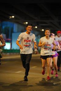 BIB: 5018, 5040
                            <button type="button" onclick="openModal(5912183)" class="btn btn-primary btn-sm float-right btn-popup" data-toggle="modal" data-target=".modal-high-quality">
                        <i class="fas fa-shopping-cart"></i> Add to Cart
                    </button>
                                            <button type="button" onclick="isThisMe(5912183, true)" class="btn btn-success btn-sm float-right btn-popup btn-isme hidden" data-toggle="tooltip" data-placement="bottom" title="นี่คือรูปของคุณใช่ไหม คลิกที่นี่เพื่อเอาเข้าอัลบั้ม">
                        <i class="fas fa-plus"></i> Add to album
                    </button>
                    <button type="button" onclick="isThisMe(5912183, false)" class="btn btn-warning btn-sm float-right btn-popup btn-isnotme hidden">
                        <i class="fas fa-ban"></i> Remove from album
                    </button>