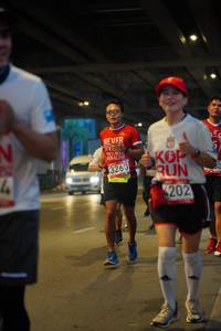 BIB: 3260, 4202
                            <button type="button" onclick="openModal(5925395)" class="btn btn-primary btn-sm float-right btn-popup" data-toggle="modal" data-target=".modal-high-quality">
                        <i class="fas fa-shopping-cart"></i> Add to Cart
                    </button>
                                            <button type="button" onclick="isThisMe(5925395, true)" class="btn btn-success btn-sm float-right btn-popup btn-isme hidden" data-toggle="tooltip" data-placement="bottom" title="นี่คือรูปของคุณใช่ไหม คลิกที่นี่เพื่อเอาเข้าอัลบั้ม">
                        <i class="fas fa-plus"></i> Add to album
                    </button>
                    <button type="button" onclick="isThisMe(5925395, false)" class="btn btn-warning btn-sm float-right btn-popup btn-isnotme hidden">
                        <i class="fas fa-ban"></i> Remove from album
                    </button>