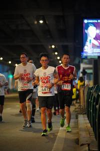 BIB: 4040, 3181
                            <button type="button" onclick="openModal(5913914)" class="btn btn-primary btn-sm float-right btn-popup" data-toggle="modal" data-target=".modal-high-quality">
                        <i class="fas fa-shopping-cart"></i> Add to Cart
                    </button>
                                            <button type="button" onclick="isThisMe(5913914, true)" class="btn btn-success btn-sm float-right btn-popup btn-isme hidden" data-toggle="tooltip" data-placement="bottom" title="นี่คือรูปของคุณใช่ไหม คลิกที่นี่เพื่อเอาเข้าอัลบั้ม">
                        <i class="fas fa-plus"></i> Add to album
                    </button>
                    <button type="button" onclick="isThisMe(5913914, false)" class="btn btn-warning btn-sm float-right btn-popup btn-isnotme hidden">
                        <i class="fas fa-ban"></i> Remove from album
                    </button>