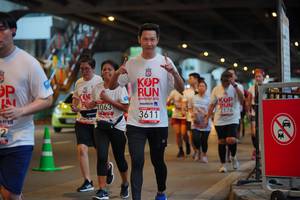 BIB: 2015, 2178, 1063, 3611
                            <button type="button" onclick="openModal(5877238)" class="btn btn-primary btn-sm float-right btn-popup" data-toggle="modal" data-target=".modal-high-quality">
                        <i class="fas fa-shopping-cart"></i> Add to Cart
                    </button>
                                            <button type="button" onclick="isThisMe(5877238, true)" class="btn btn-success btn-sm float-right btn-popup btn-isme hidden" data-toggle="tooltip" data-placement="bottom" title="นี่คือรูปของคุณใช่ไหม คลิกที่นี่เพื่อเอาเข้าอัลบั้ม">
                        <i class="fas fa-plus"></i> Add to album
                    </button>
                    <button type="button" onclick="isThisMe(5877238, false)" class="btn btn-warning btn-sm float-right btn-popup btn-isnotme hidden">
                        <i class="fas fa-ban"></i> Remove from album
                    </button>