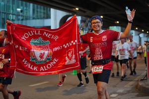 BIB: 1892, 1977, 1978, 1981, 1984, 1654
                            <button type="button" onclick="openModal(5875671)" class="btn btn-primary btn-sm float-right btn-popup" data-toggle="modal" data-target=".modal-high-quality">
                        <i class="fas fa-shopping-cart"></i> Add to Cart
                    </button>
                                            <button type="button" onclick="isThisMe(5875671, true)" class="btn btn-success btn-sm float-right btn-popup btn-isme hidden" data-toggle="tooltip" data-placement="bottom" title="นี่คือรูปของคุณใช่ไหม คลิกที่นี่เพื่อเอาเข้าอัลบั้ม">
                        <i class="fas fa-plus"></i> Add to album
                    </button>
                    <button type="button" onclick="isThisMe(5875671, false)" class="btn btn-warning btn-sm float-right btn-popup btn-isnotme hidden">
                        <i class="fas fa-ban"></i> Remove from album
                    </button>