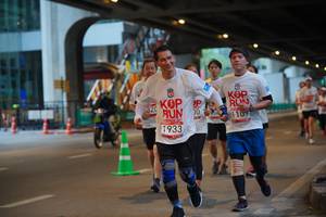 BIB: 1109, 320, 1933
                            <button type="button" onclick="openModal(5876657)" class="btn btn-primary btn-sm float-right btn-popup" data-toggle="modal" data-target=".modal-high-quality">
                        <i class="fas fa-shopping-cart"></i> Add to Cart
                    </button>
                                            <button type="button" onclick="isThisMe(5876657, true)" class="btn btn-success btn-sm float-right btn-popup btn-isme hidden" data-toggle="tooltip" data-placement="bottom" title="นี่คือรูปของคุณใช่ไหม คลิกที่นี่เพื่อเอาเข้าอัลบั้ม">
                        <i class="fas fa-plus"></i> Add to album
                    </button>
                    <button type="button" onclick="isThisMe(5876657, false)" class="btn btn-warning btn-sm float-right btn-popup btn-isnotme hidden">
                        <i class="fas fa-ban"></i> Remove from album
                    </button>