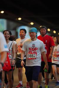 BIB: 5882, 2563
                            <button type="button" onclick="openModal(5876852)" class="btn btn-primary btn-sm float-right btn-popup" data-toggle="modal" data-target=".modal-high-quality">
                        <i class="fas fa-shopping-cart"></i> Add to Cart
                    </button>
                                            <button type="button" onclick="isThisMe(5876852, true)" class="btn btn-success btn-sm float-right btn-popup btn-isme hidden" data-toggle="tooltip" data-placement="bottom" title="นี่คือรูปของคุณใช่ไหม คลิกที่นี่เพื่อเอาเข้าอัลบั้ม">
                        <i class="fas fa-plus"></i> Add to album
                    </button>
                    <button type="button" onclick="isThisMe(5876852, false)" class="btn btn-warning btn-sm float-right btn-popup btn-isnotme hidden">
                        <i class="fas fa-ban"></i> Remove from album
                    </button>