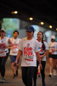 BIB: 1102, 286
                            <button type="button" onclick="openModal(5877820)" class="btn btn-primary btn-sm float-right btn-popup" data-toggle="modal" data-target=".modal-high-quality">
                        <i class="fas fa-shopping-cart"></i> Add to Cart
                    </button>
                                            <button type="button" onclick="isThisMe(5877820, true)" class="btn btn-success btn-sm float-right btn-popup btn-isme hidden" data-toggle="tooltip" data-placement="bottom" title="นี่คือรูปของคุณใช่ไหม คลิกที่นี่เพื่อเอาเข้าอัลบั้ม">
                        <i class="fas fa-plus"></i> Add to album
                    </button>
                    <button type="button" onclick="isThisMe(5877820, false)" class="btn btn-warning btn-sm float-right btn-popup btn-isnotme hidden">
                        <i class="fas fa-ban"></i> Remove from album
                    </button>