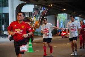 BIB: 4542, 262
                            <button type="button" onclick="openModal(5877590)" class="btn btn-primary btn-sm float-right btn-popup" data-toggle="modal" data-target=".modal-high-quality">
                        <i class="fas fa-shopping-cart"></i> Add to Cart
                    </button>
                                            <button type="button" onclick="isThisMe(5877590, true)" class="btn btn-success btn-sm float-right btn-popup btn-isme hidden" data-toggle="tooltip" data-placement="bottom" title="นี่คือรูปของคุณใช่ไหม คลิกที่นี่เพื่อเอาเข้าอัลบั้ม">
                        <i class="fas fa-plus"></i> Add to album
                    </button>
                    <button type="button" onclick="isThisMe(5877590, false)" class="btn btn-warning btn-sm float-right btn-popup btn-isnotme hidden">
                        <i class="fas fa-ban"></i> Remove from album
                    </button>