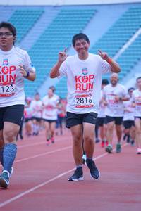 BIB: 123, 2816
                            <button type="button" onclick="openModal(5962920)" class="btn btn-primary btn-sm float-right btn-popup" data-toggle="modal" data-target=".modal-high-quality">
                        <i class="fas fa-shopping-cart"></i> Add to Cart
                    </button>
                                            <button type="button" onclick="isThisMe(5962920, true)" class="btn btn-success btn-sm float-right btn-popup btn-isme hidden" data-toggle="tooltip" data-placement="bottom" title="นี่คือรูปของคุณใช่ไหม คลิกที่นี่เพื่อเอาเข้าอัลบั้ม">
                        <i class="fas fa-plus"></i> Add to album
                    </button>
                    <button type="button" onclick="isThisMe(5962920, false)" class="btn btn-warning btn-sm float-right btn-popup btn-isnotme hidden">
                        <i class="fas fa-ban"></i> Remove from album
                    </button>