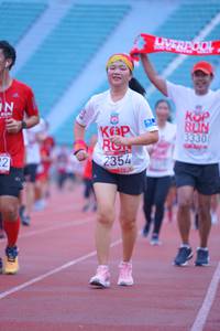 BIB: 3330, 2354
                            <button type="button" onclick="openModal(5963056)" class="btn btn-primary btn-sm float-right btn-popup" data-toggle="modal" data-target=".modal-high-quality">
                        <i class="fas fa-shopping-cart"></i> Add to Cart
                    </button>
                                            <button type="button" onclick="isThisMe(5963056, true)" class="btn btn-success btn-sm float-right btn-popup btn-isme hidden" data-toggle="tooltip" data-placement="bottom" title="นี่คือรูปของคุณใช่ไหม คลิกที่นี่เพื่อเอาเข้าอัลบั้ม">
                        <i class="fas fa-plus"></i> Add to album
                    </button>
                    <button type="button" onclick="isThisMe(5963056, false)" class="btn btn-warning btn-sm float-right btn-popup btn-isnotme hidden">
                        <i class="fas fa-ban"></i> Remove from album
                    </button>